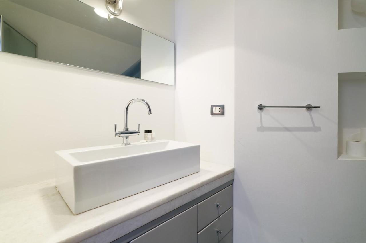 Duomo Luxury Apartment VIII Milaan Buitenkant foto